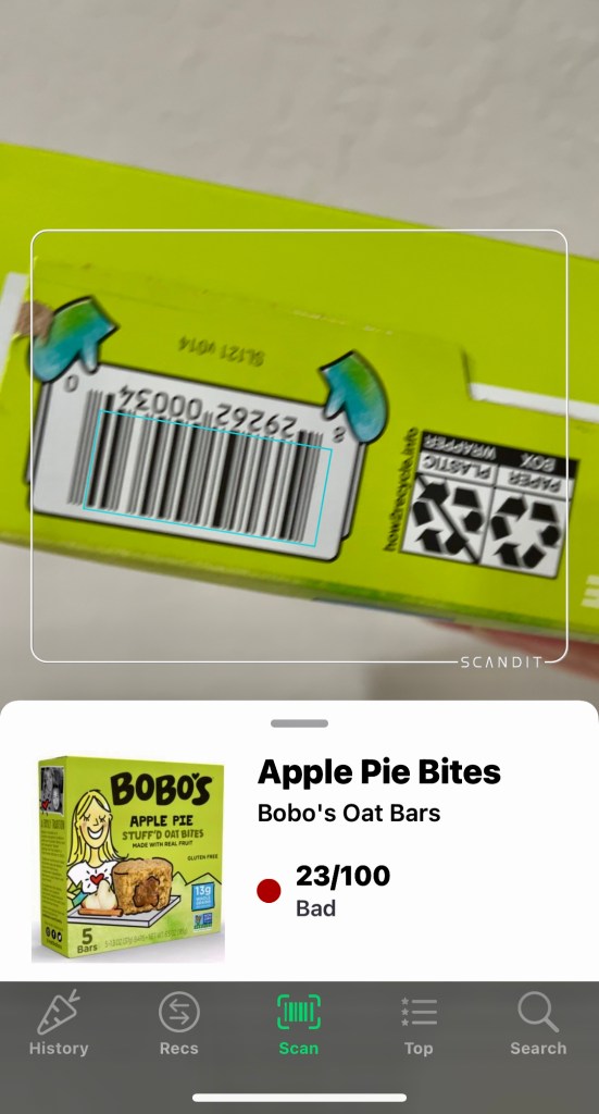 The Yuka app scanning Apple pie bites