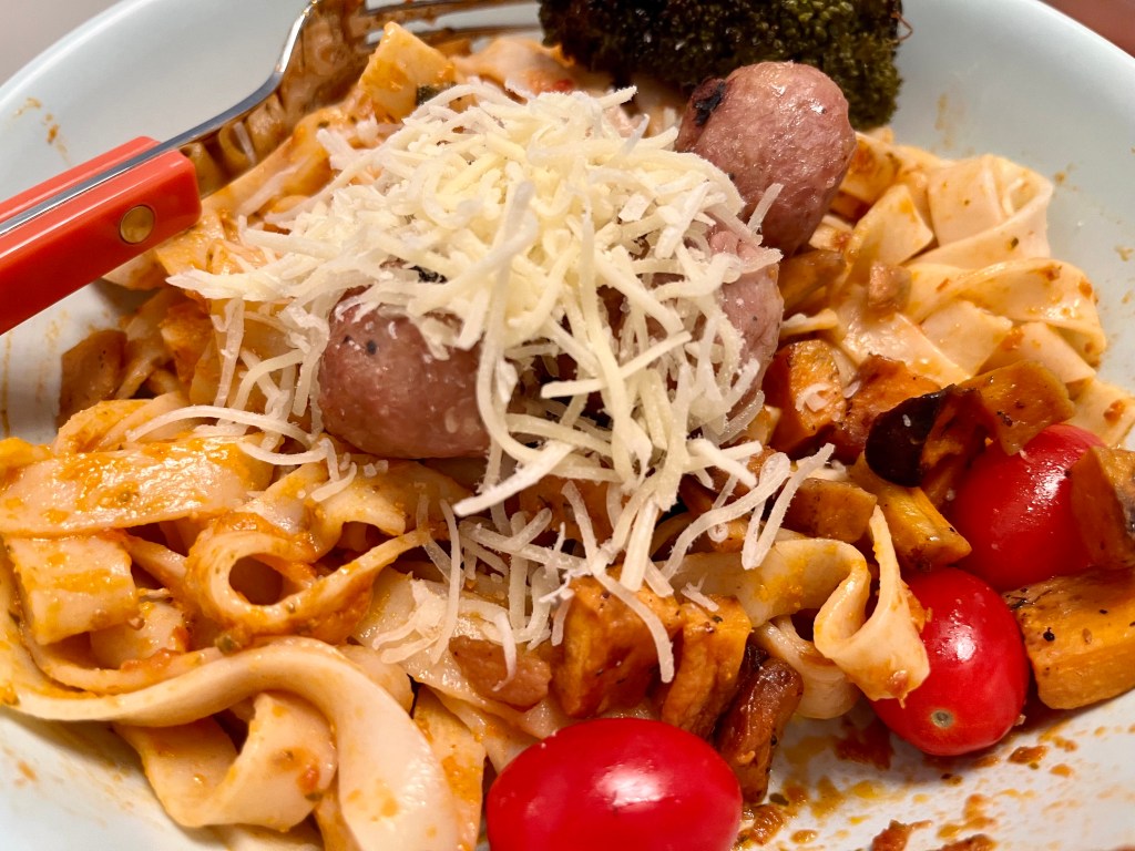 Fettuccine and meatballs