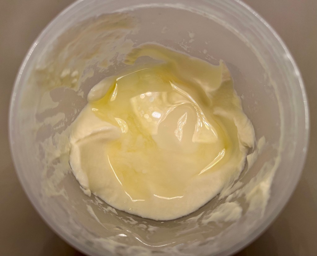 Manuka honey EasiYo yogurt