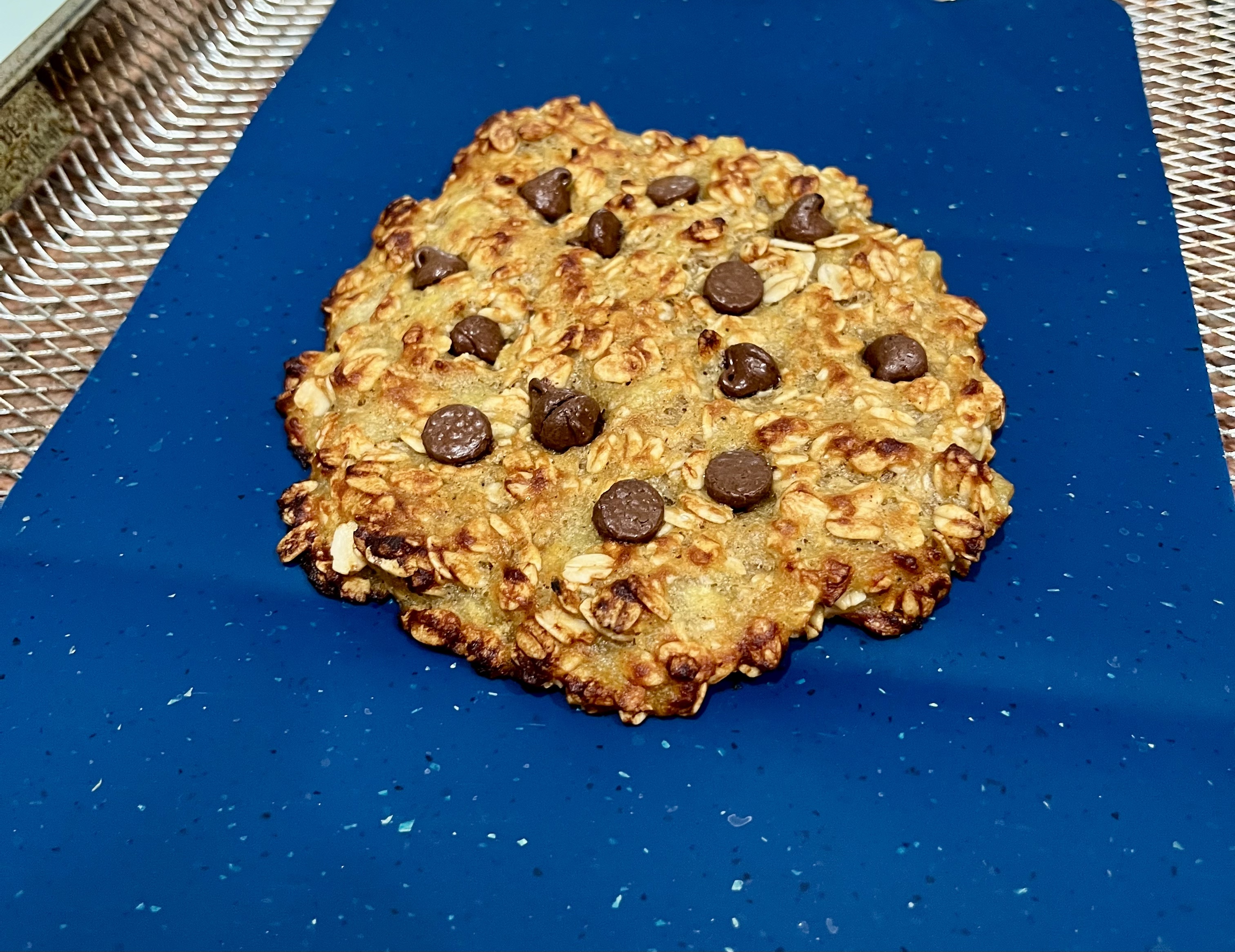 10-minute air fryer breakfast cookie