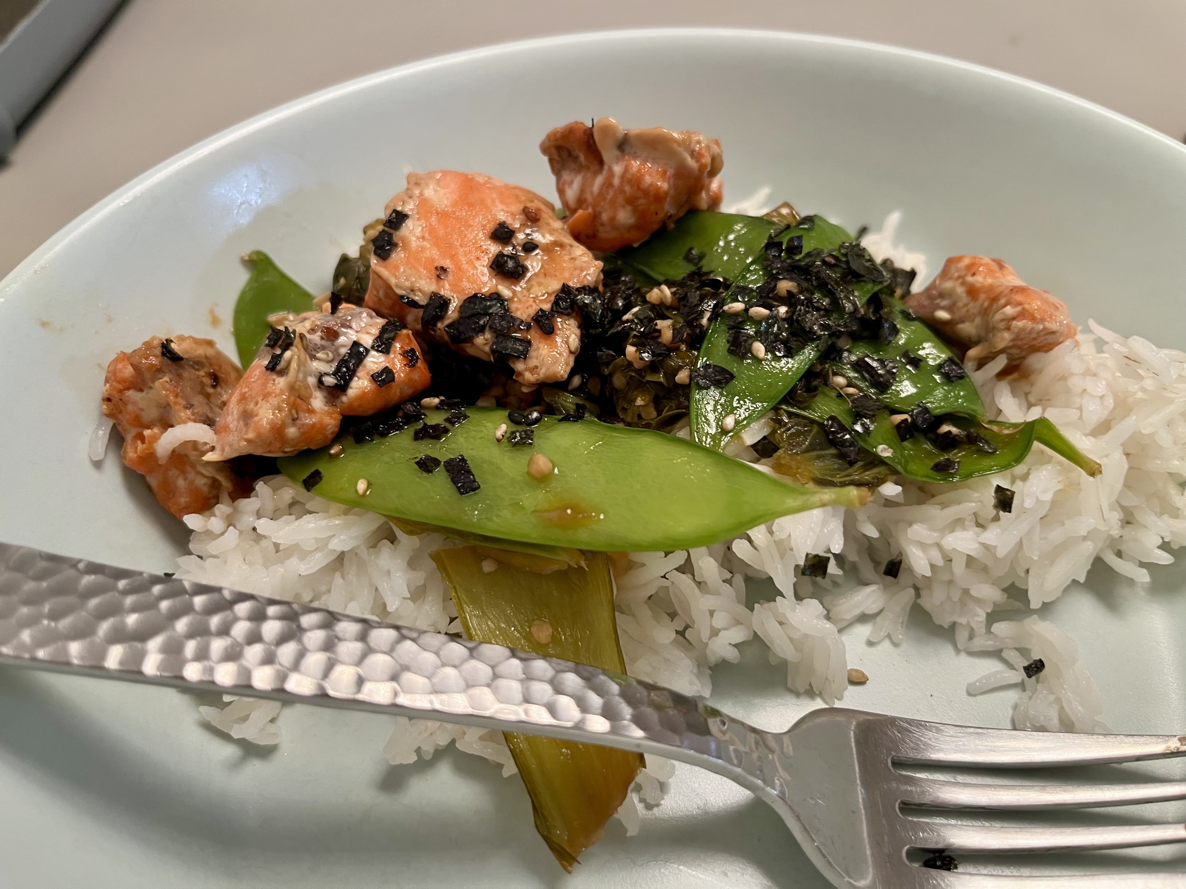 Air fryer teriyaki salmon bites