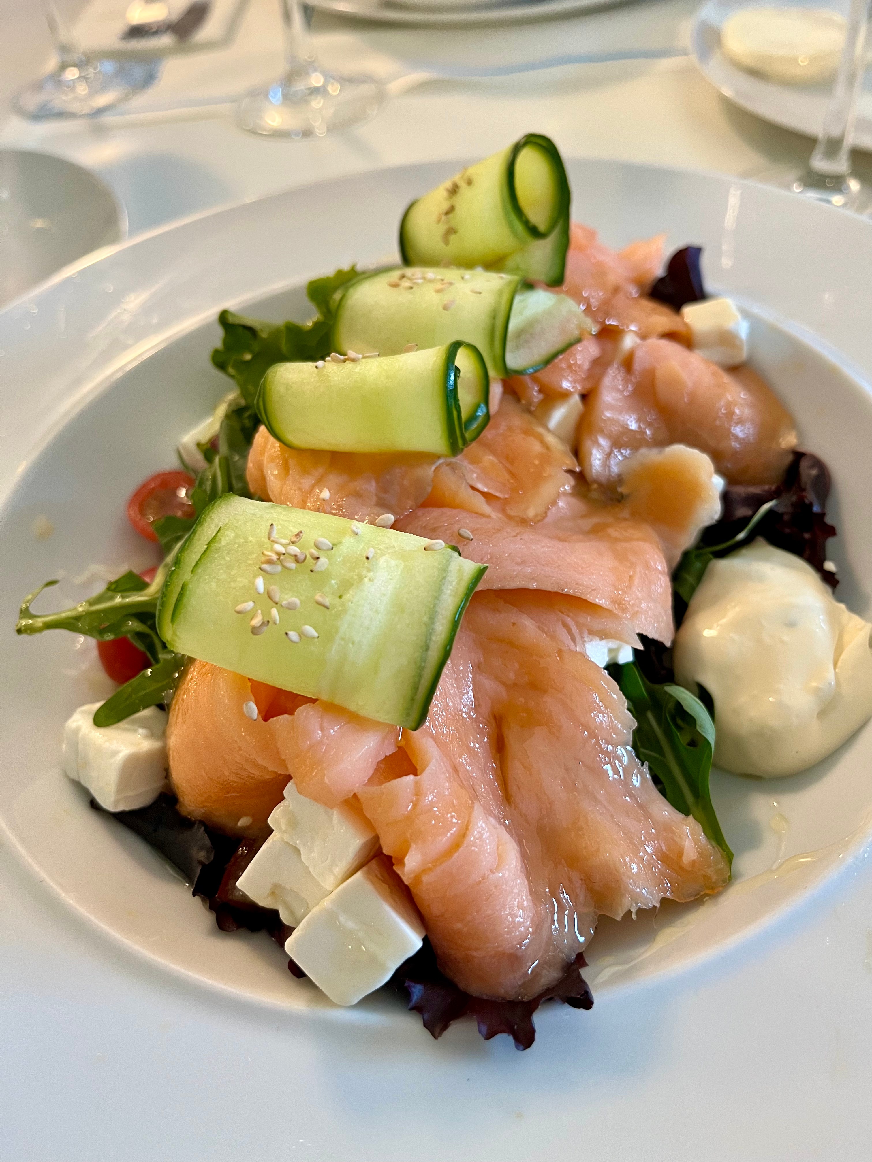 Smoked salmon and feta salad